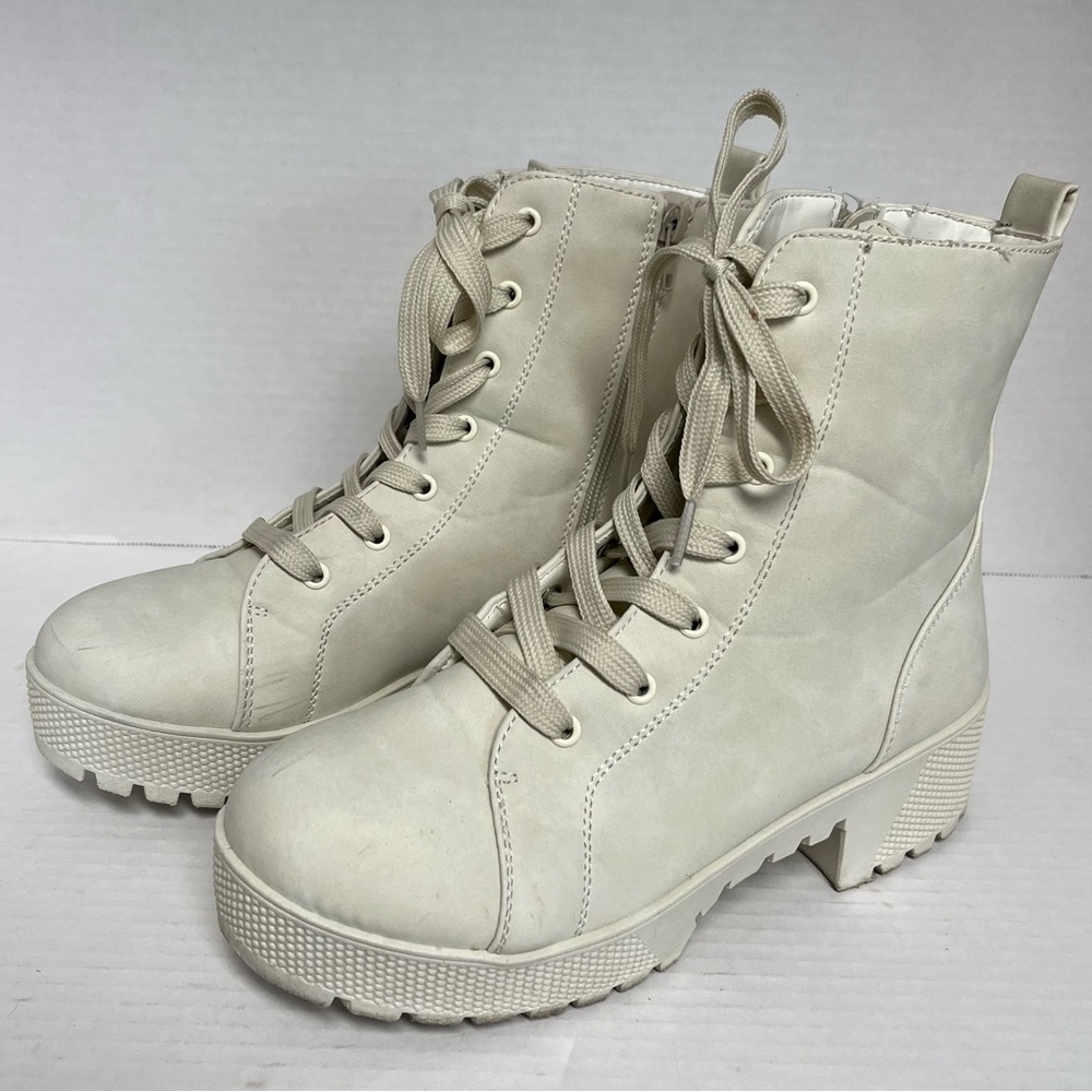 BAMBOO Brand Round Toe Combat Boots Lug Sole Platform Block Heel with Zipper